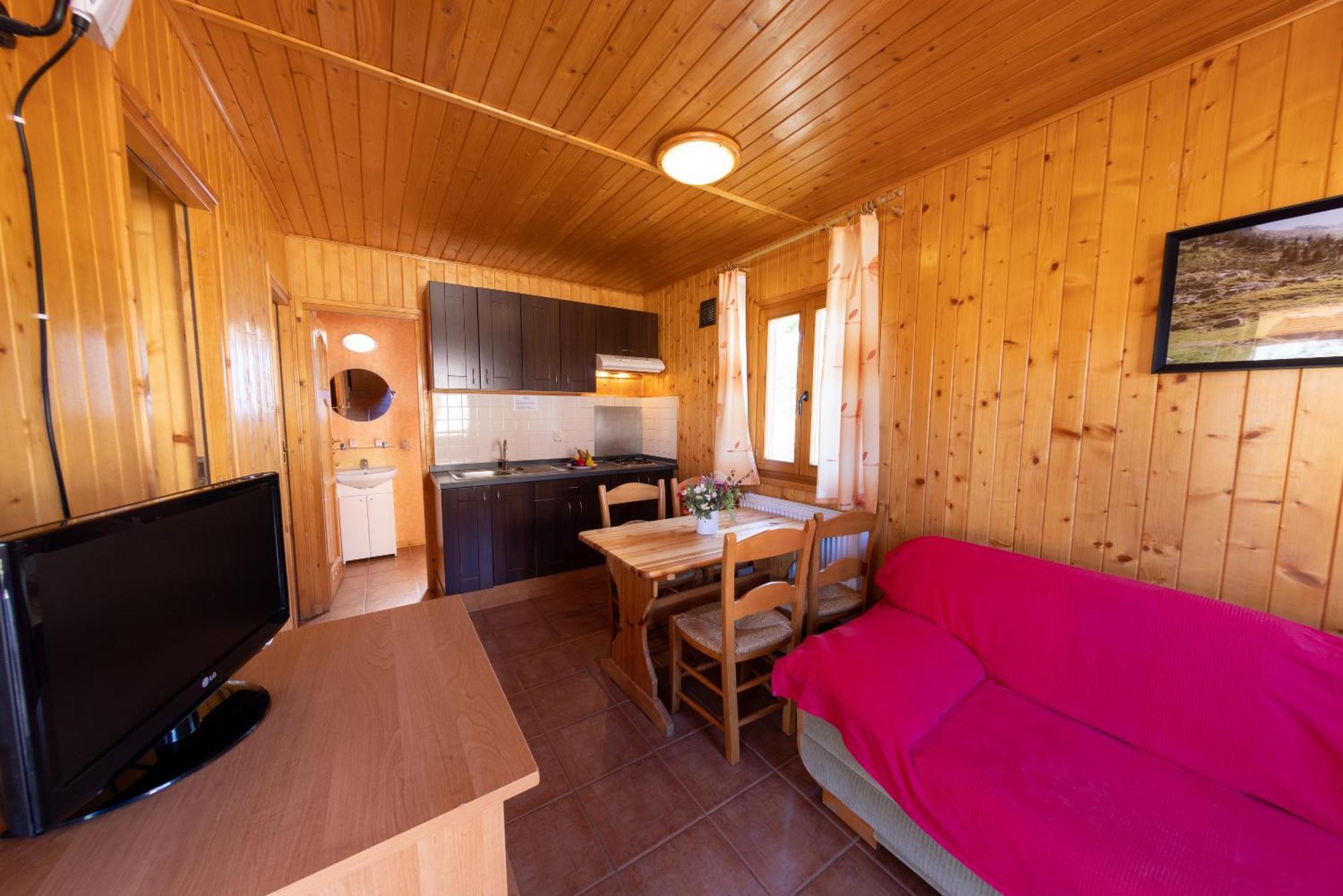 Bungalowpark Isabena Ла-Пуэбла-де-Рода Экстерьер фото